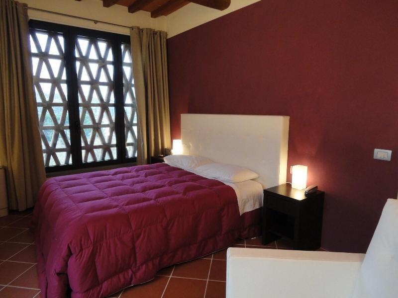 Il Poggiolo Delle Rose Bed&Breakfast Tavarnuzze Εξωτερικό φωτογραφία