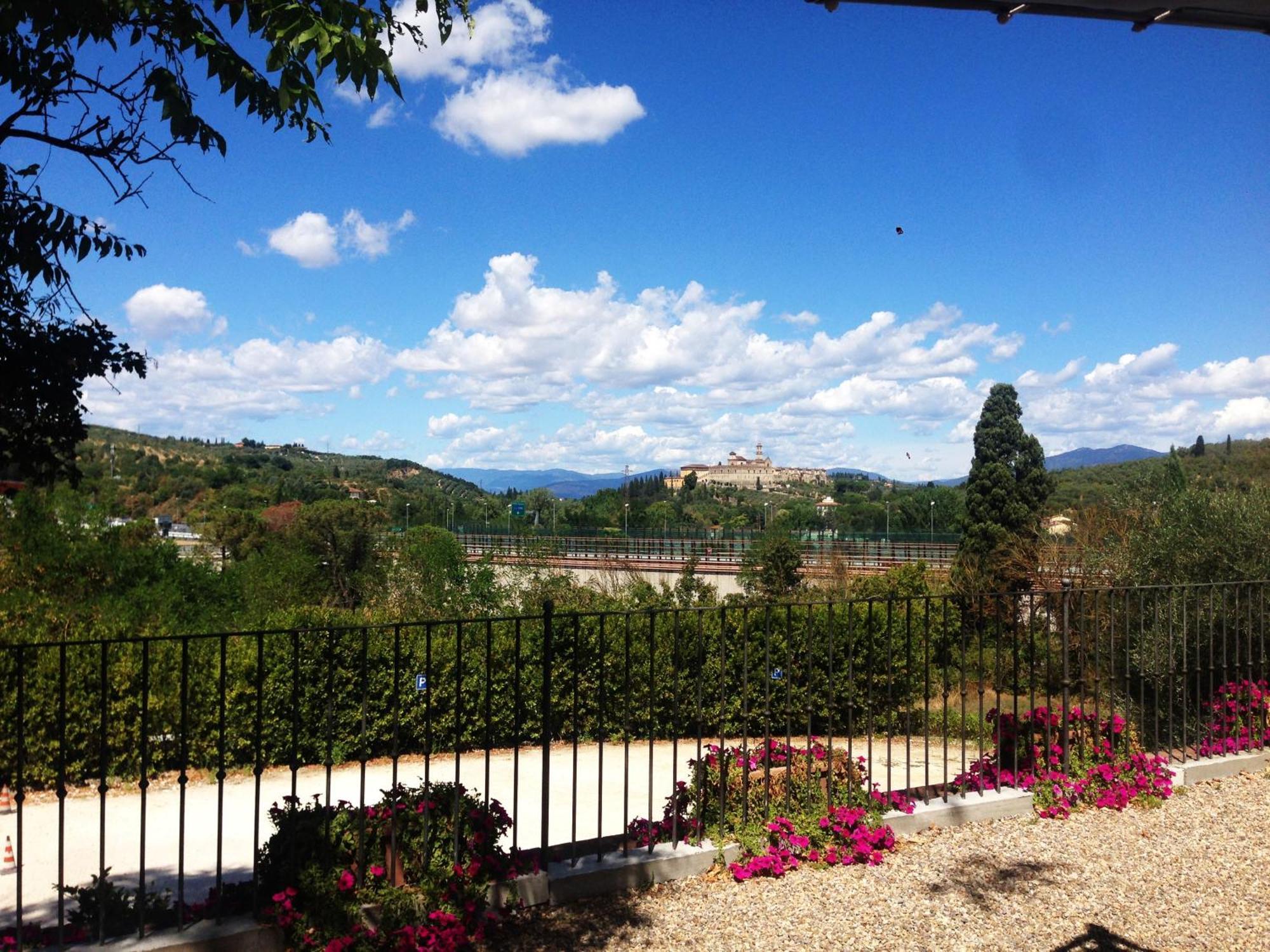 Il Poggiolo Delle Rose Bed&Breakfast Tavarnuzze Εξωτερικό φωτογραφία